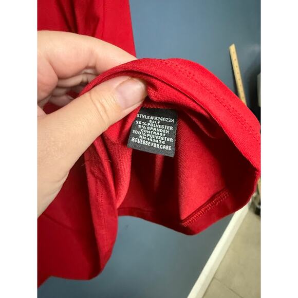 Zero 2 Eight Blouse Women's Size 1X Formal Red Crystal Peephole Flowy Top Sleeve - Picture 6 of 9